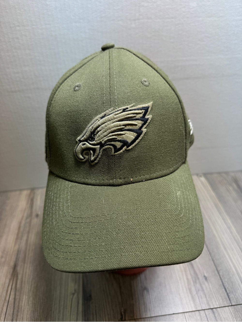 Philadelphia Eagles Salute to Service New Era 39THIRTY NFL Stretch Sz Sm./Med.